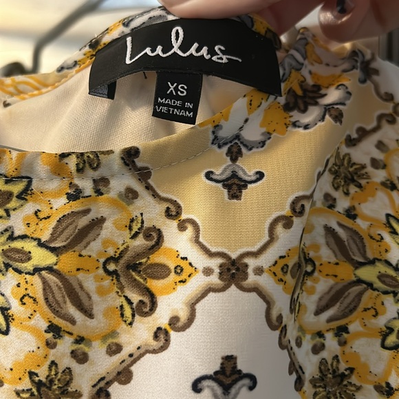 Lulus Yellow Tile Print Shift Mini Dress - Picture 6 of 7